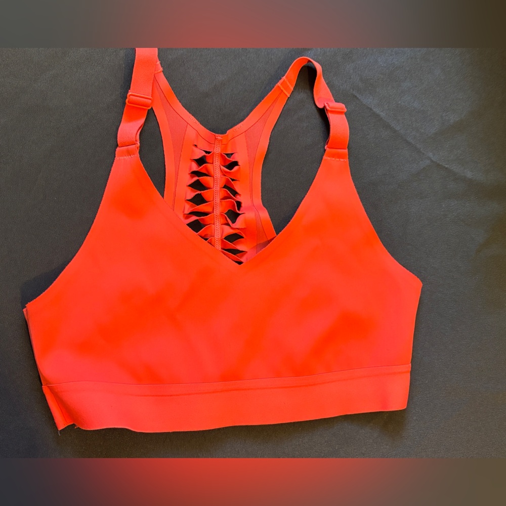 Victoria sport hot pink Women's Sports Bra size small